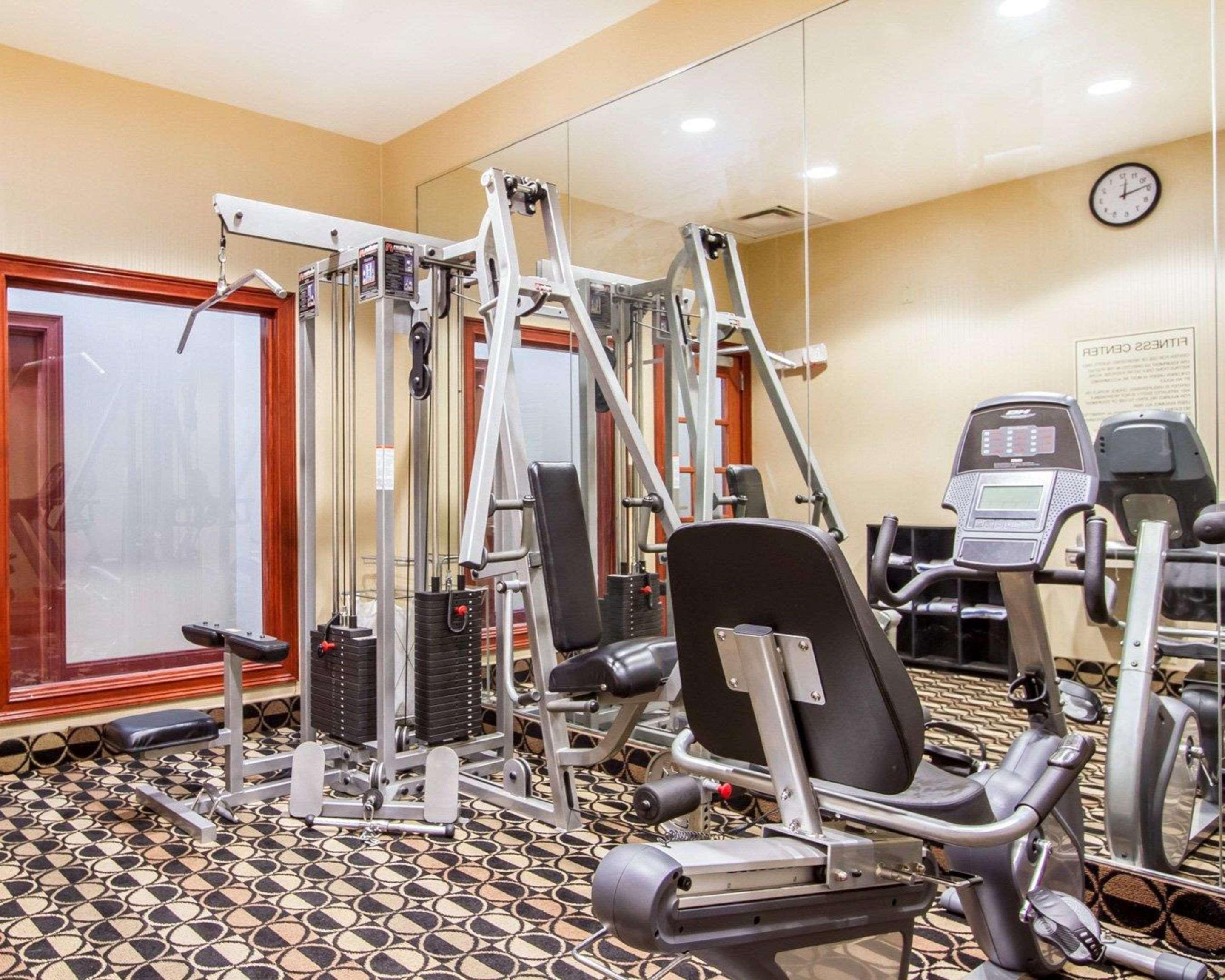 Quality Inn & Suites Greenville I-65 Bagian luar foto