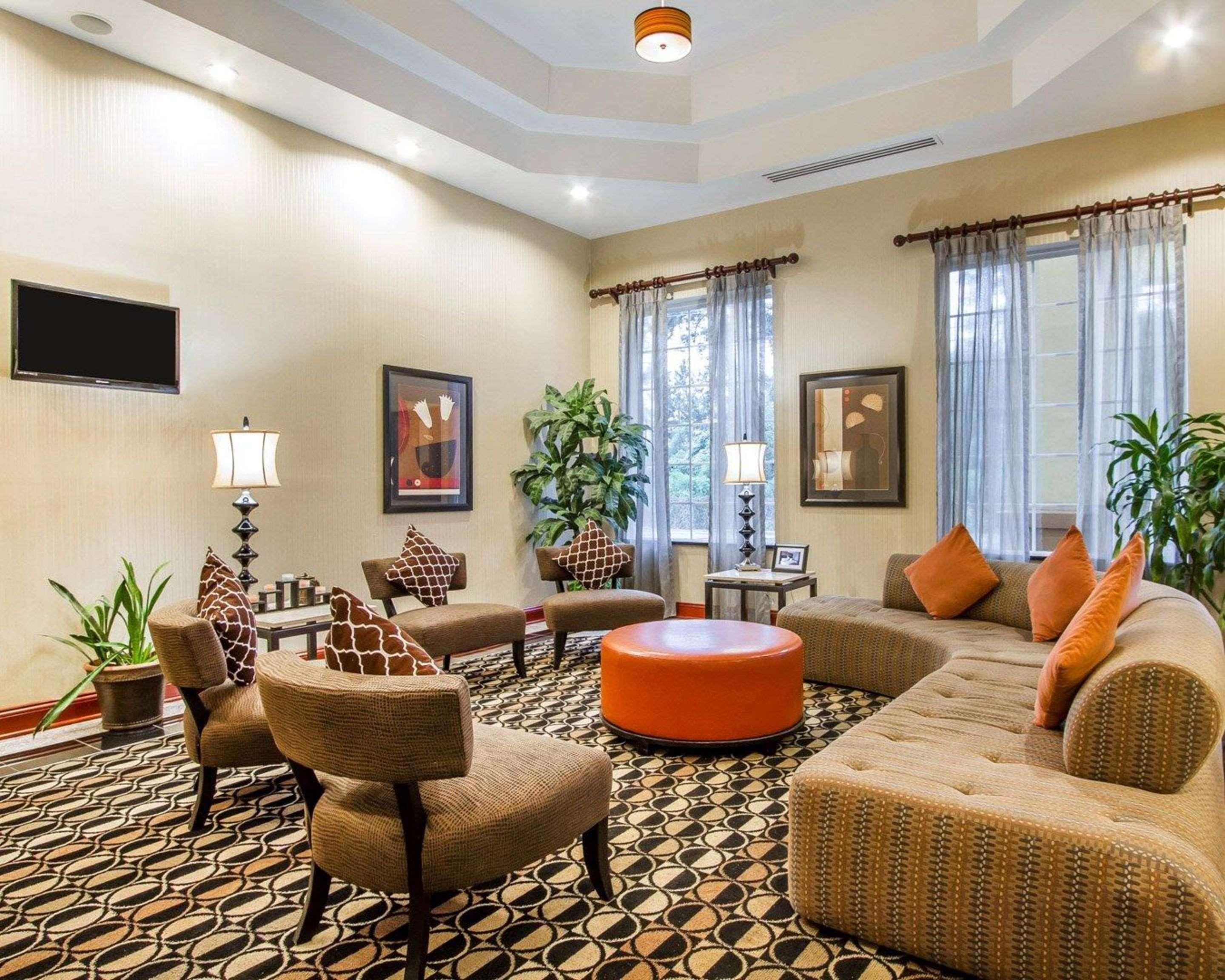 Quality Inn & Suites Greenville I-65 Bagian luar foto