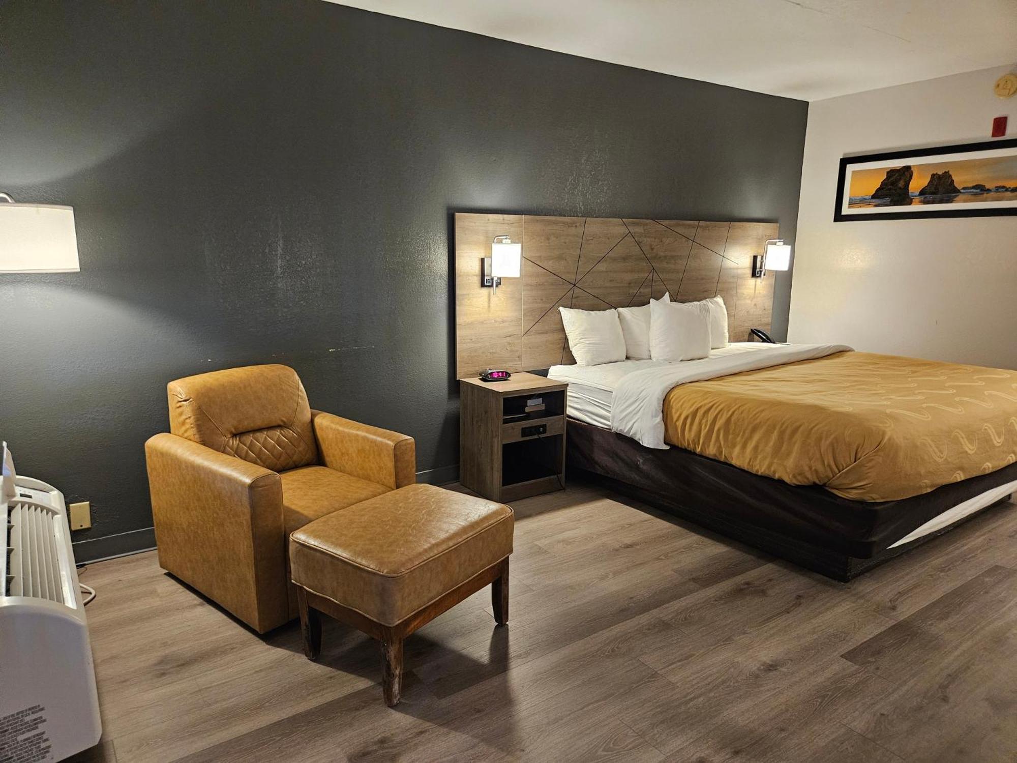 Quality Inn & Suites Greenville I-65 Bagian luar foto